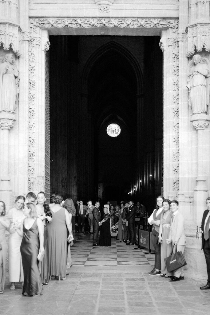 Boda religiosa de Carmen e Iván en la Catedral de Sevilla
