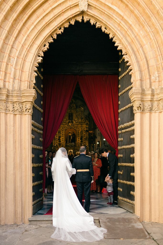 Boda religiosa de Cristina y Carlos en la Iglesia de San Juan de la Palma, Sevilla