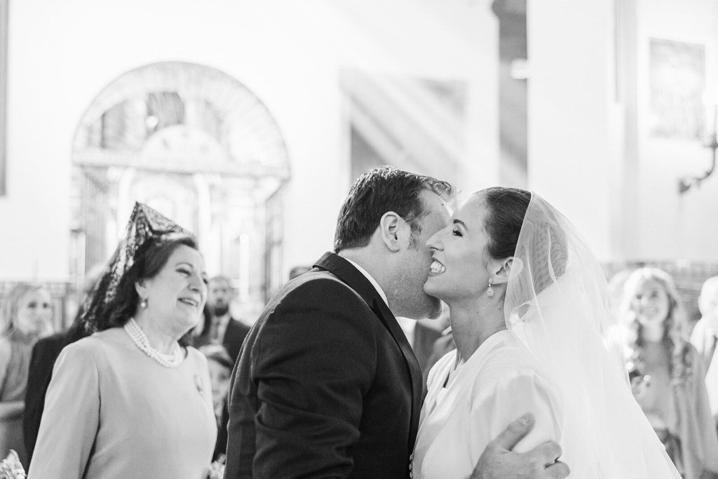 Boda religiosa de Cristina y Carlos en la Iglesia de San Juan de la Palma, Sevilla