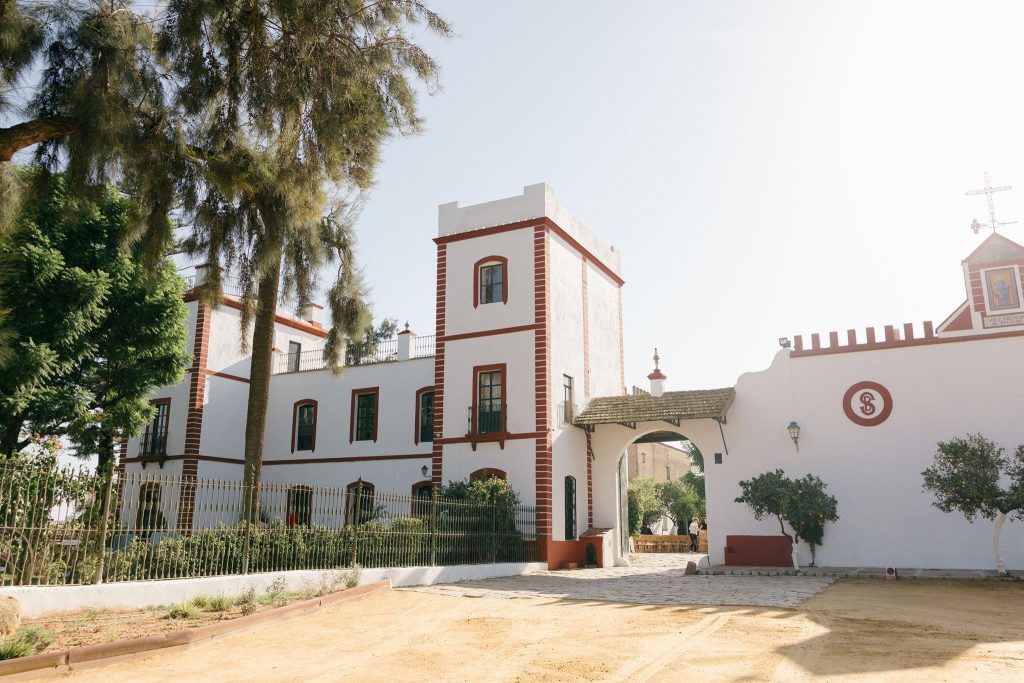 Boda civil de César y Manuel en Hacienda Villanueva del Pítamo